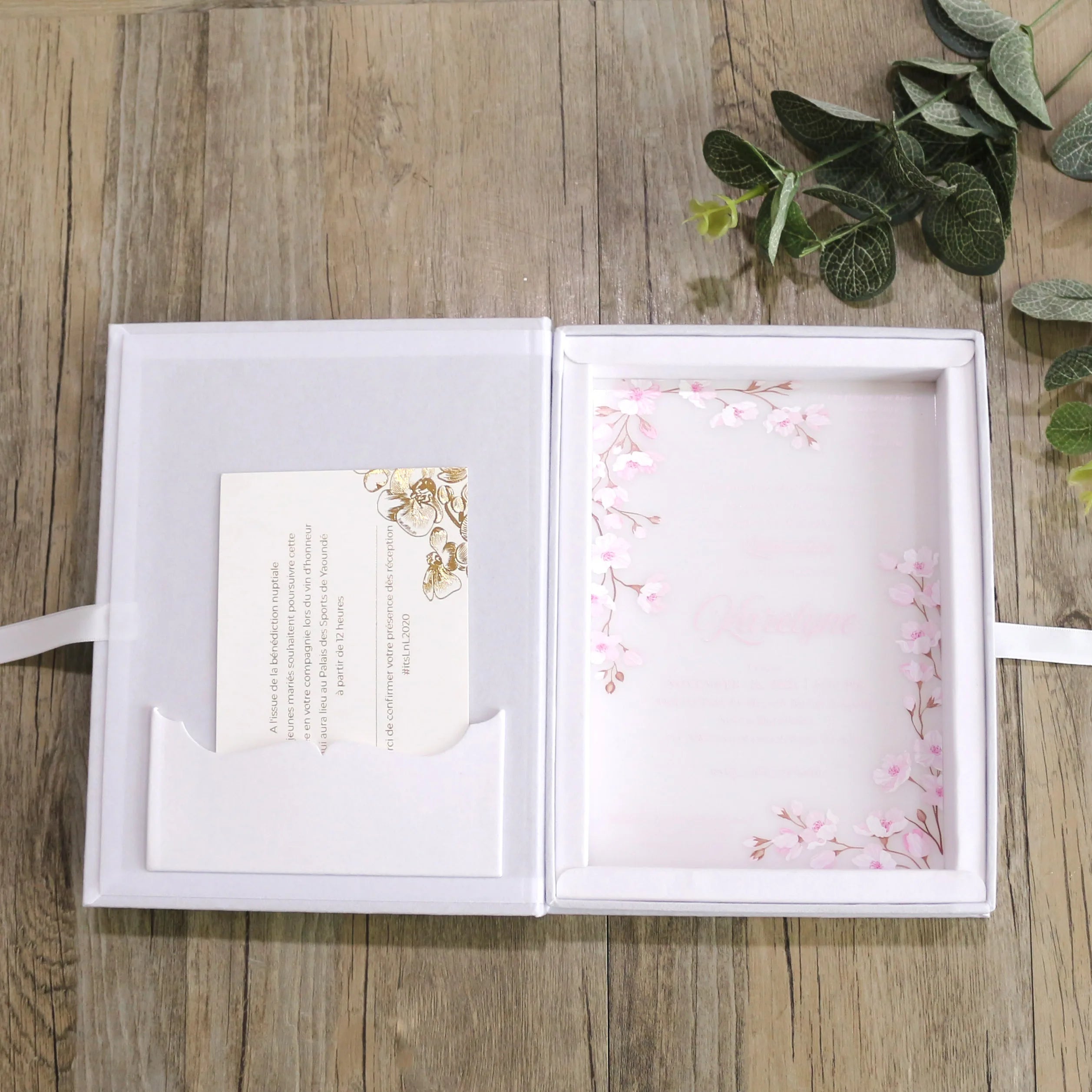 Custom Hardcover Set Clear Acrylic Colorful Printing Floral Gift Box Wedding Invitation with RSVP Card and Envelope