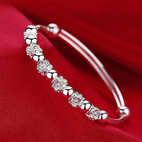 Plum Blossom Rotating Beads Push-pull Opening Blossom Wrist Wish Bracelet