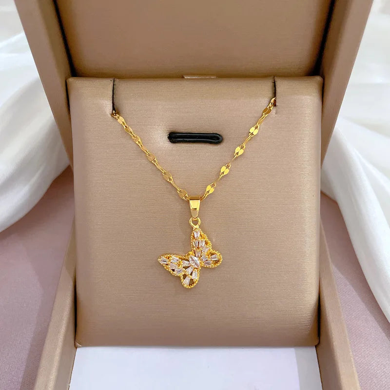 New Women Elegant Gold Plating Stainless Steel Butterfly Necklace Crystal Rhinestone Butterfly Necklace for Gift