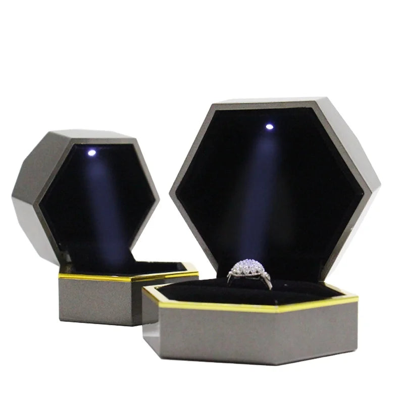 FSD Hot Sale Velvet Bangle Bracelet Boxes with Custom Logo & Buckle Closure ROHS Certified Jewelry Packaging