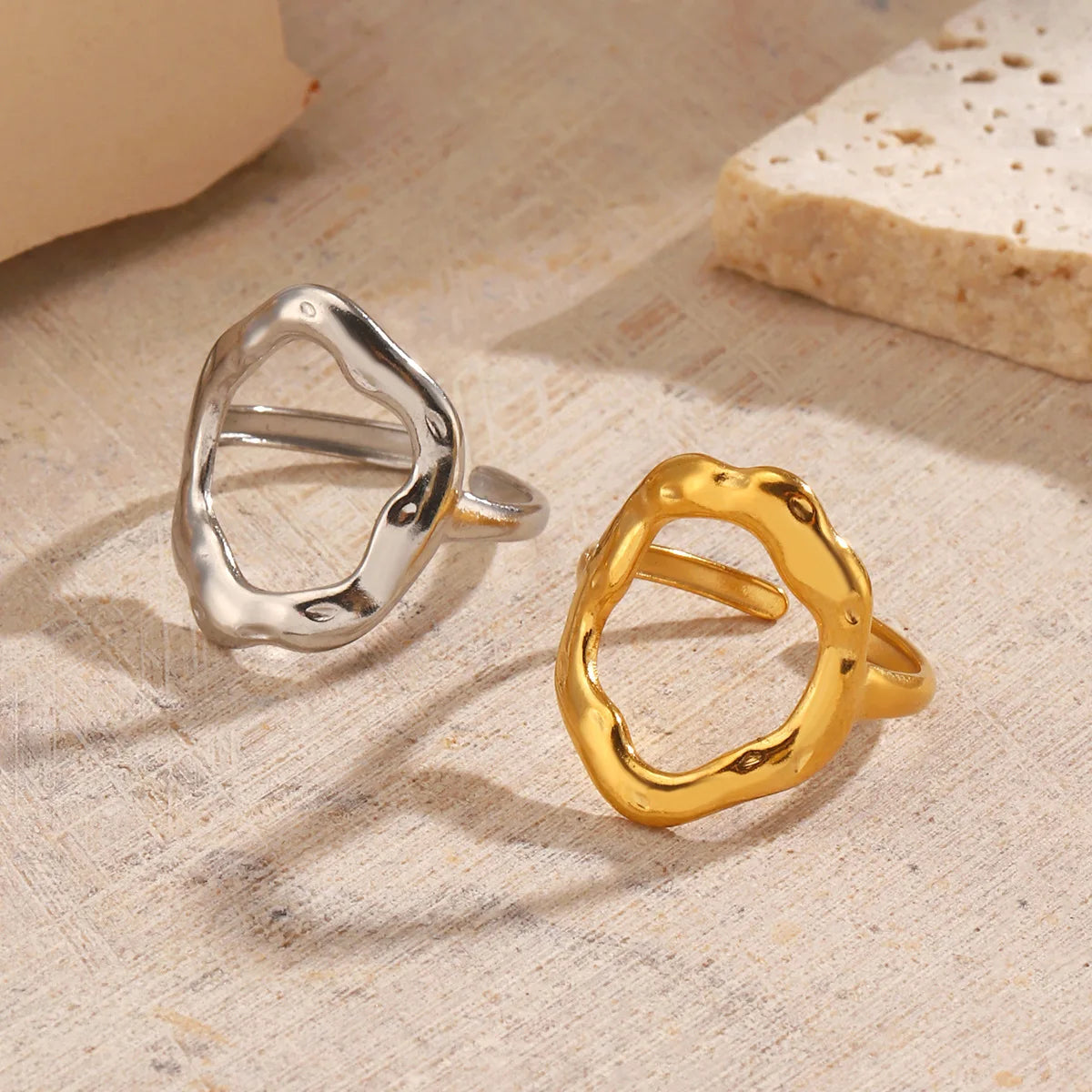 Fashion Popular Stainless Steel 18K Gold Plating Simple Irregular Geometric Oval Hollow Ring for Women