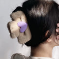 New Design Women Hair Accessories INS Fur Hair Claw Clips for Girls Heart Shaped Plush Claw Clips