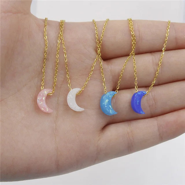 Fashion Gold Plated Stainless Steel Chain Opal Moon Stone Pendant Necklace for Women