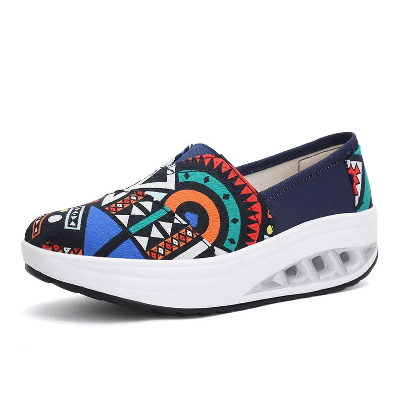 Women's Best Selling Fashion Canvas Shoes Thick Bottom Heightening Ladies Casual Shoes Comfortable Breathable Ladies Loafers