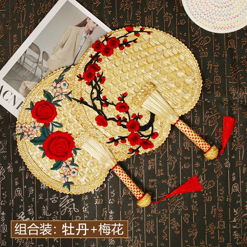 Wholesale Eco-Friendly Chinese Traditional Wheat Straw Hand Shaking Fan Painted Wood Crafts Wooden Boxes Wall Signs