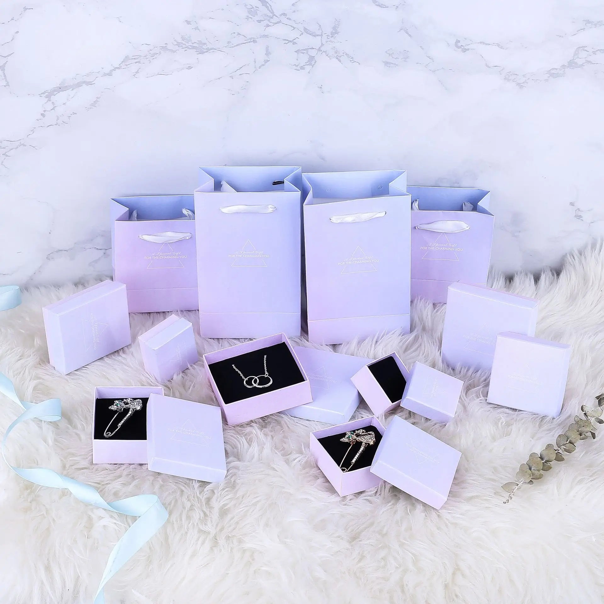 Wholesale Blue Cardboard Jewelry Paper Bags and Boxes Rings Necklace Jewelry Packaging Gift Boxes