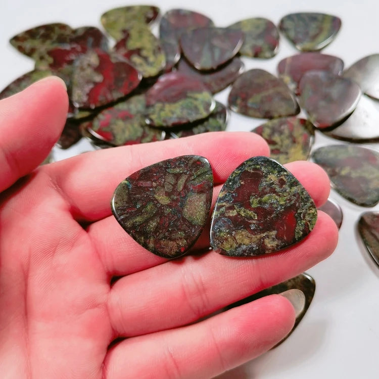 Huiying New Design Crystal Dragon Blood Stone Guitar Accessories Picks Natural Gemstone Product