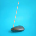 Huiying the Lowest Price Tumble Shape Black Cobblestone Natural Gemstone Healing Gem Incense Holder Religious Gift