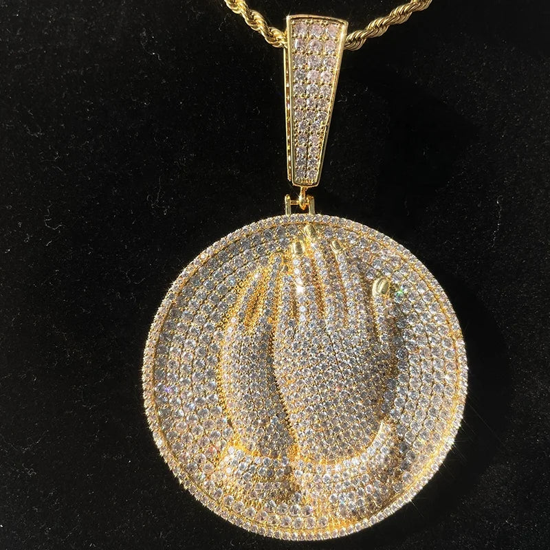 Iced Out Amulet the Pray Hands Pendants Round Bible Verse Prayer CZ Necklace Hip Hop Men Chain Jewelry Full Rhinestone Gift