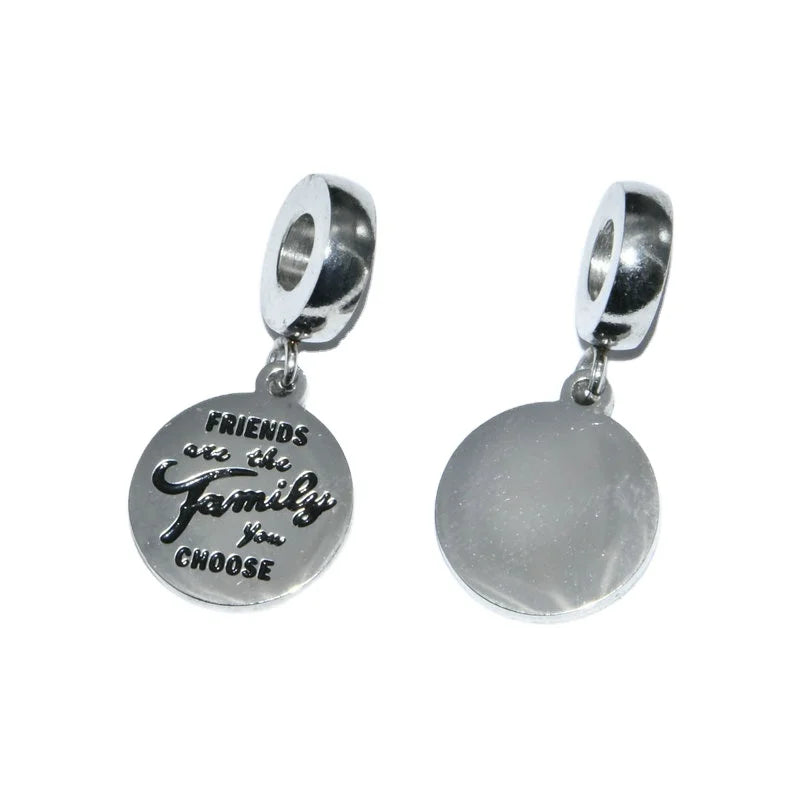 Custom Jewelry Tags Findings Black Enamel Friend Family on Stainless Steel Round Pendant Charms for Bracelet Making