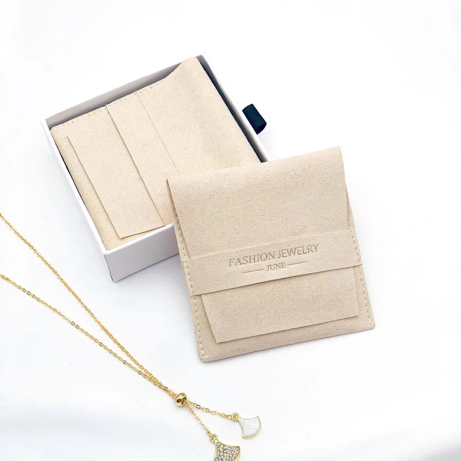 Custom Beige Velvet Suede Microfiber Flap Jewelry Package Bags for Coins Necklace Bracelet  Earrings Jewelry Pouch with Logo