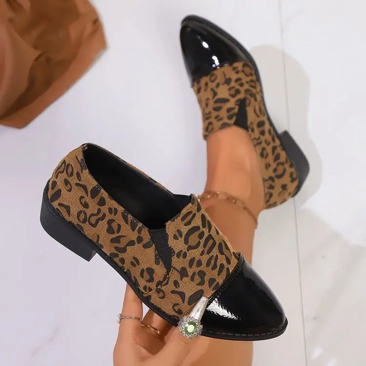 Wholesale Ladies Slip on Causal Leopard Loafers Shoes Women Pointed Toe Pu Leather Comfortable Pumps Dress Shoes