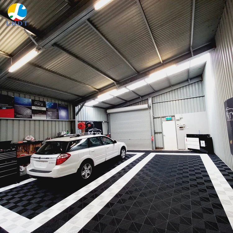 Modular Grid Interlocking Modern Decking Parking Floor Tiles-Durable 18mm PP Splicing Mats for Leisure Facilities & Carwash