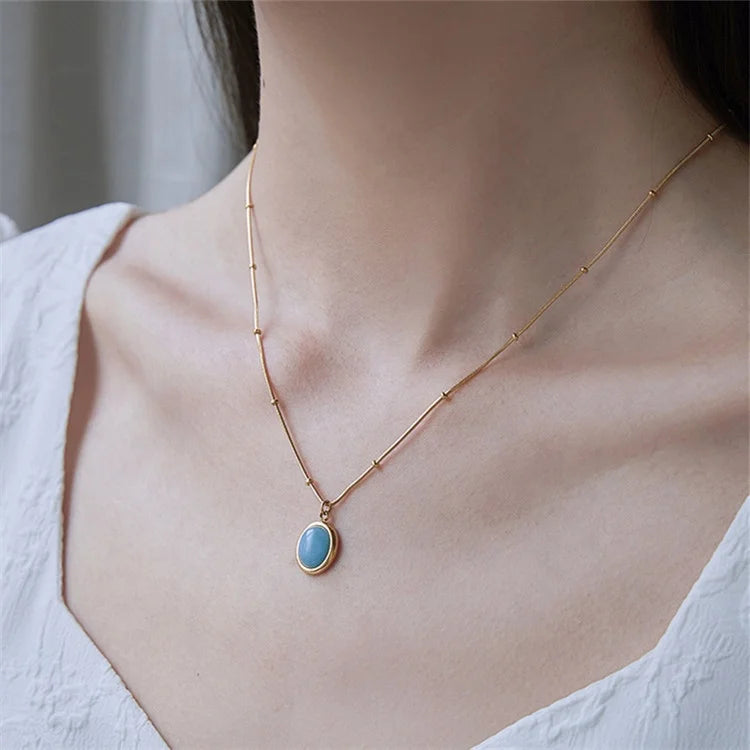 GT 2022 Collares De Piedras Wholesale Luxury Elegant Original Design Blue Sea Oval Shaped Gemstone Necklace Clavicle Chain