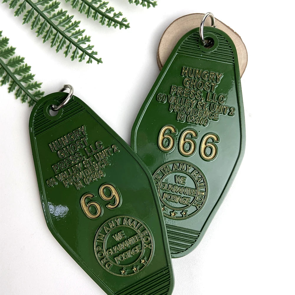 Promotional Customized 3d Hotel Metal Key Chain Key Ring Custom Enamel Keychain of Key Chains Golden Plated Motel Metal Keychain