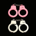 Creative Thumb Toy Metal Handcuff Bag Charm Custom Travel Souvenir Zinc Alloy Keychain Bottle Opener Fashion Trend