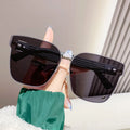 2024 Luxury Fashion Women Sunglasses with UV400 Big Frame Made of Durable PC Material