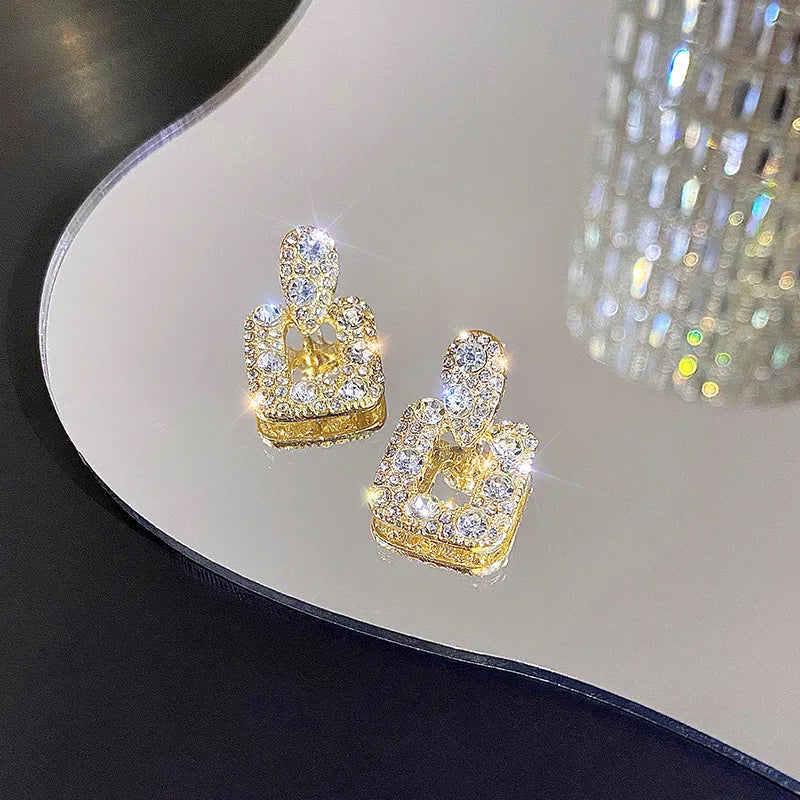 Women's S925 Silver Square Stud Earrings Full Zircon Elegant French Temperament Needle Light Luxury for Weddings & Engagements