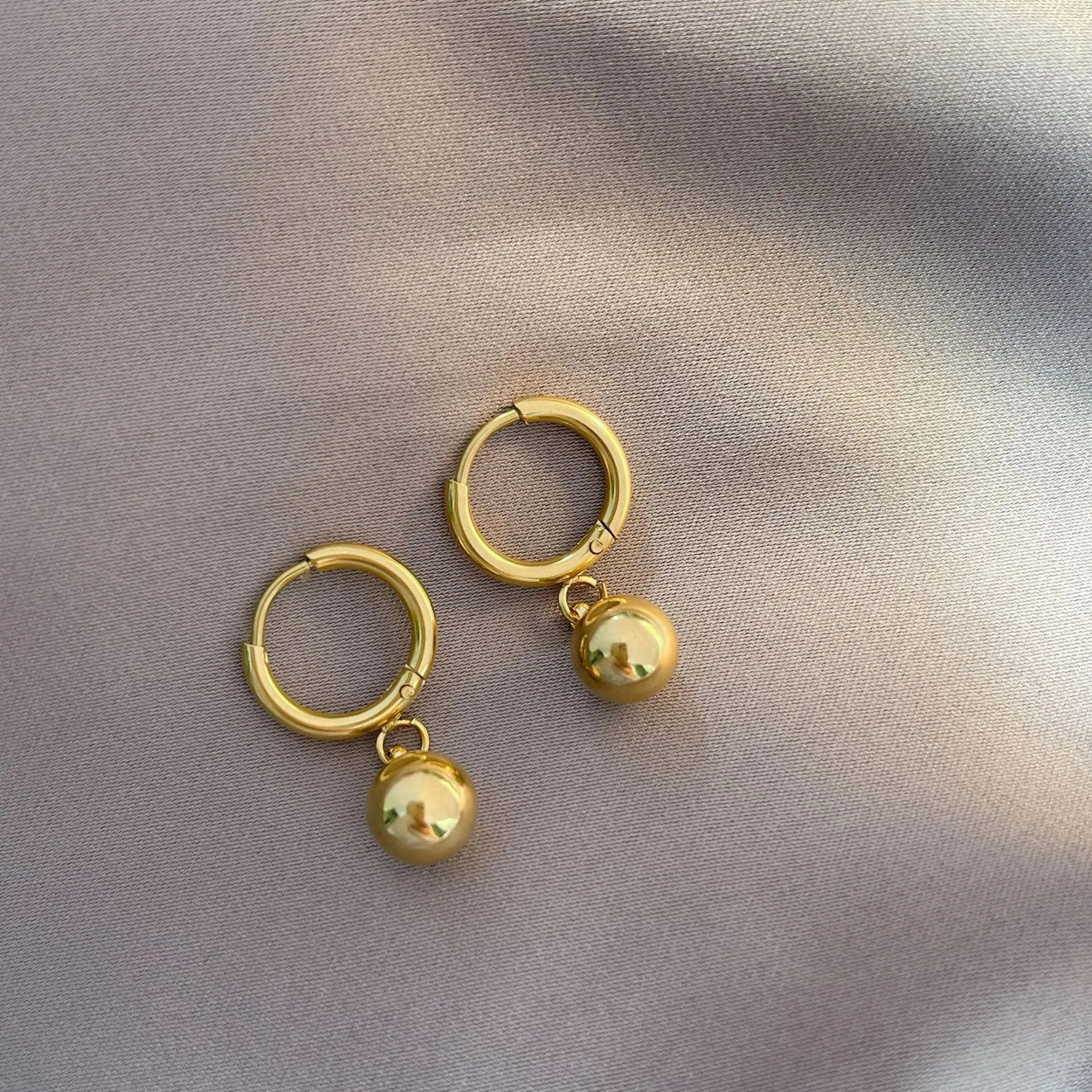 Wholesale Dainty Hoop EarringsUnique Round Ball Stainless Steel Earrings for Woman