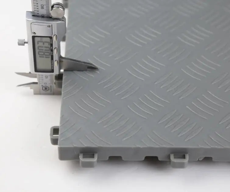400x400x18mm Modern Anti-Slip Interlocking PP Material Garage Floor Tiles for Indoor Car Parking Deck Mat
