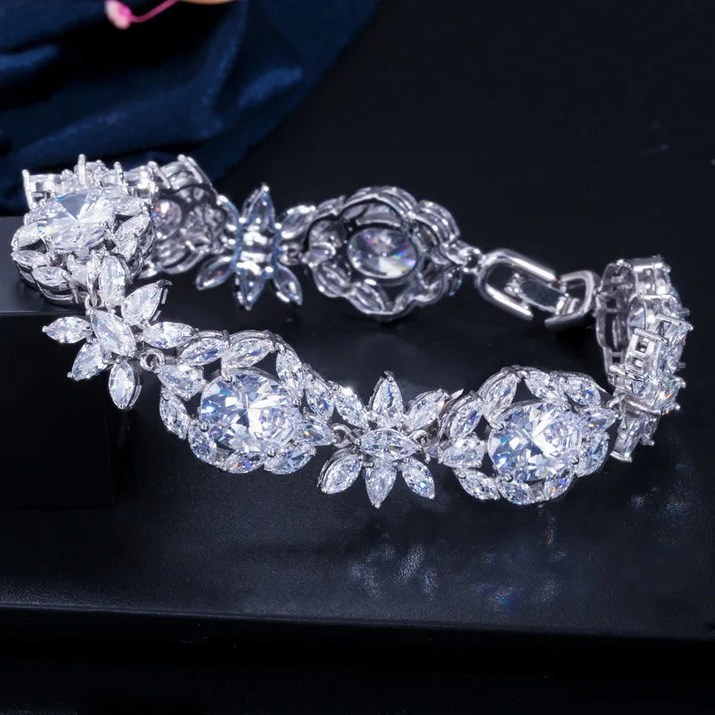 Newest Design Luxury Cubic Zirconia Tennis Bracelet Women's Gold Plated Bridal Wedding Party Extension Stunning Brass Gift