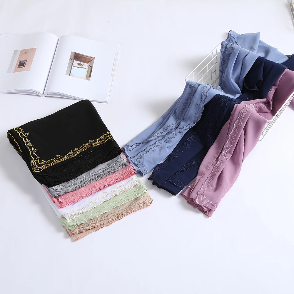 2025 New Women's Pleated Shawl Wholesale Machine Chiffon Hijab With Leaf Pattern Customizable Logo