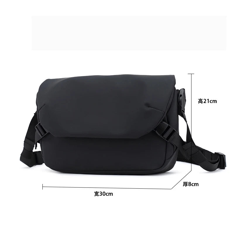 2024 Custom Black Large Capacity  Sport Side Chest Sling Crossbody Luggage Travel Shoulder Messenger Bag for Men Women