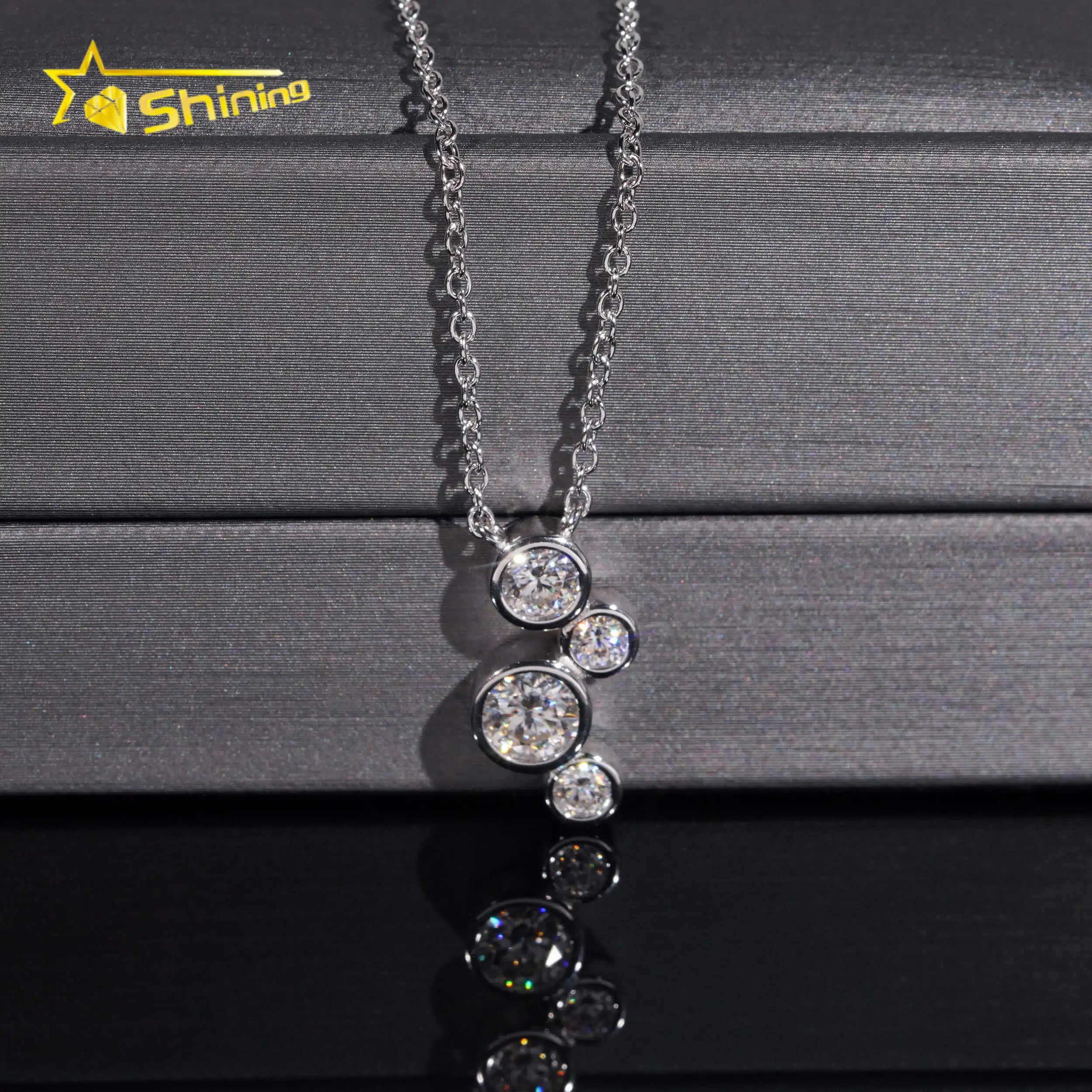 Fashion Jewelry 925 Silver Round Brilliant Cut Moissanite Diamond Pendant Custom Fancy Diamond Pendant Necklace for Women