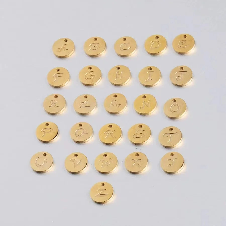 Fashion Stainless Steel Jewelry Coins Letters Circle Pendant Alphabet Initial Charm Pendant a to Z 26 Letter 18K Gold Plated DIY