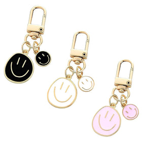 Women's Smile Expression Alloy Key Chain Bag Charm and Car Key Ring Pendant with Customizable Design for Purse and Handbag