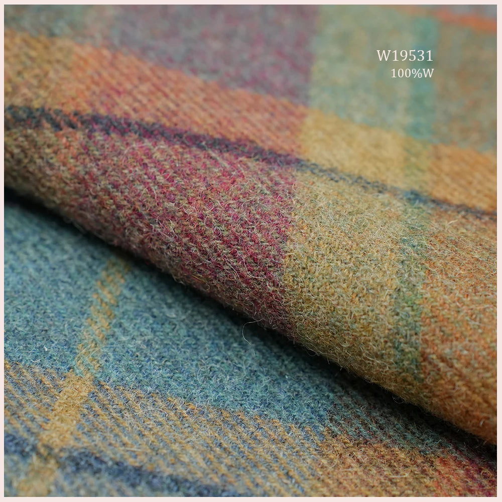 Classic Elegance Soft Touch 100% Wool Upholstery Fabric for Curtain Sofa Pillow Blanket