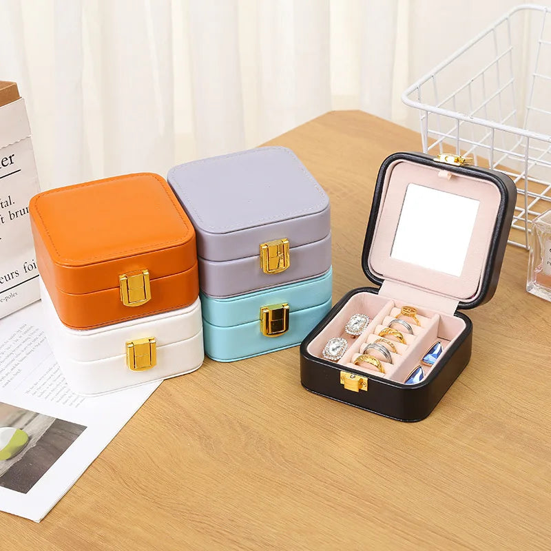 New Arrival PU Leather Square Jewelry Storage Box with Mirror and Lock for Necklace and Earring Display
