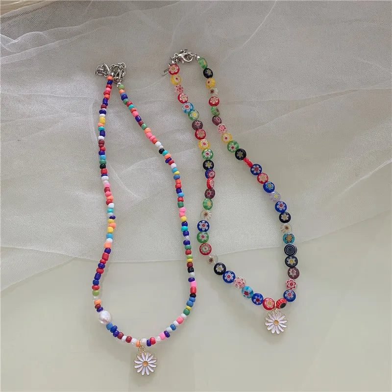 Fashion Women Daisy Pendant  Colorful Glass Flowers Beaded Necklaces for Girls