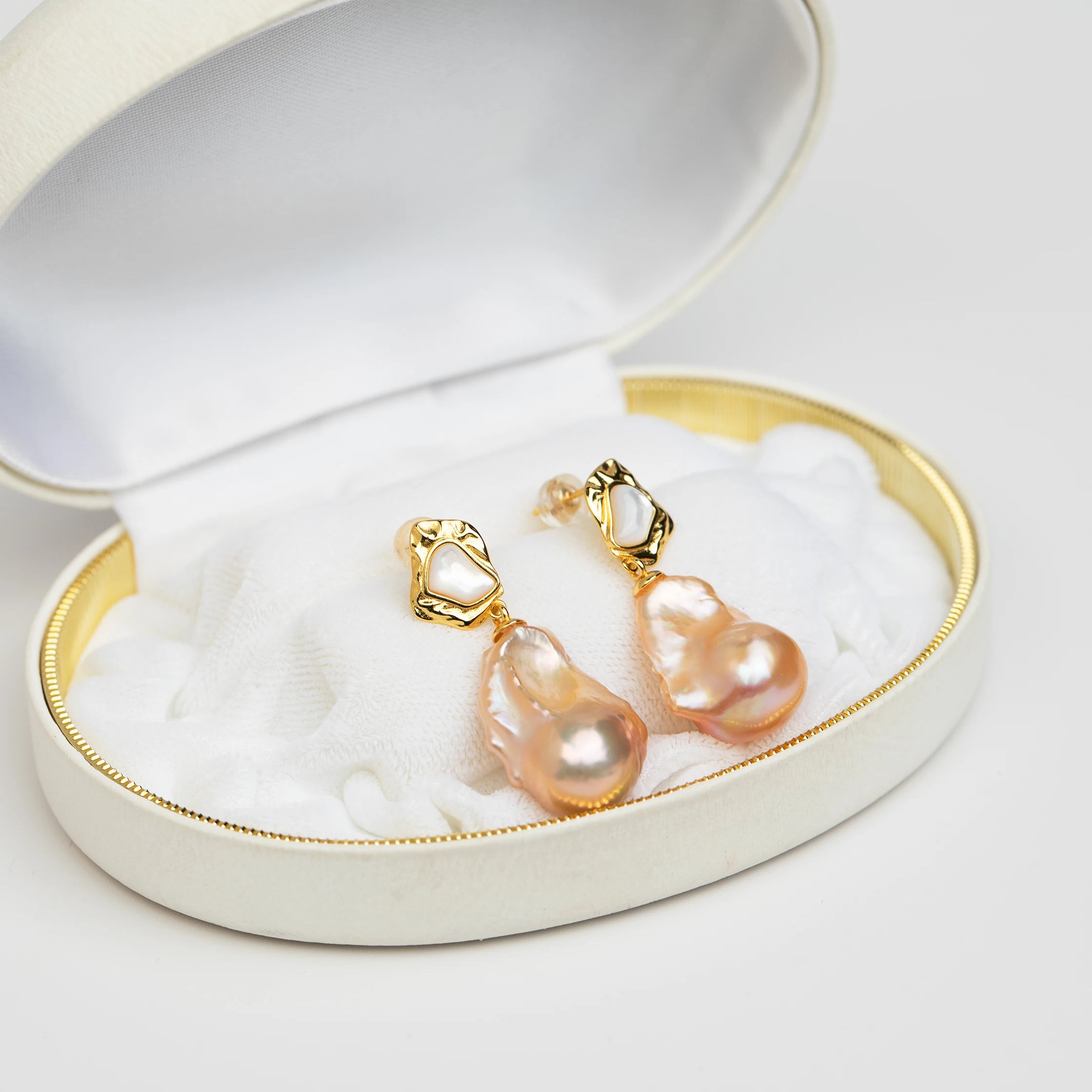 Quick Dispatch 925 Silver Baroque Shaped Mother of Pearl Customizable Earrings Elegant Fashion Jewelry In Stock Custom