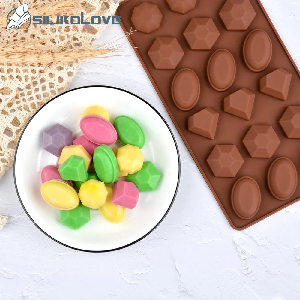 SILIKOLOVE Factory Gem Series Design 18 Cavity Round Diamond Shape Silicone Chocolate Mold Patisserie Candy Moulds