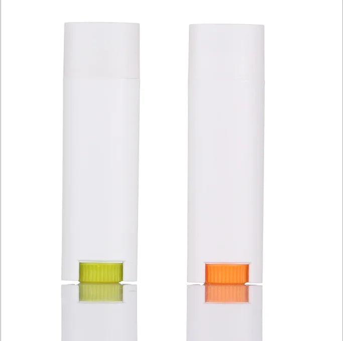 4.5g 5g Plastic Lip Stick Tube New Cosmetic Lipstick Container Lipbalm Tube with Over Cap