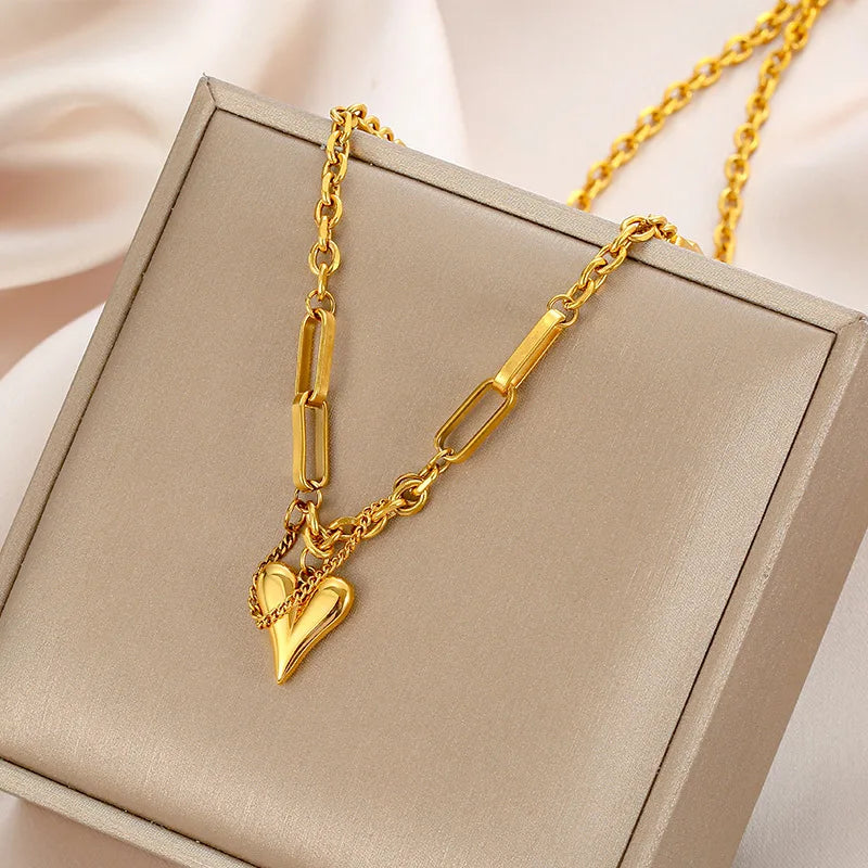 Wholesale Personality Gold Plated Stainless Steel Necklace Romantic Heart Pendant Necklace Thick Chain Jewelry for Women Girls