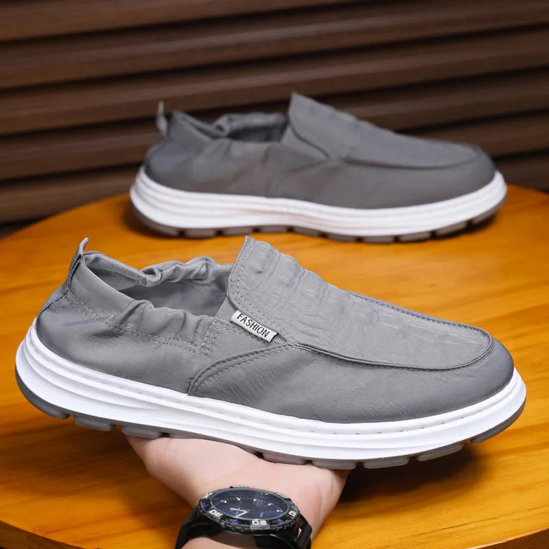 Men's Solid Colour Simple Fashion Canvas Shoes Thick Bottom Durable Men's Casual Shoes Non-slip Convenient Men's Loafers