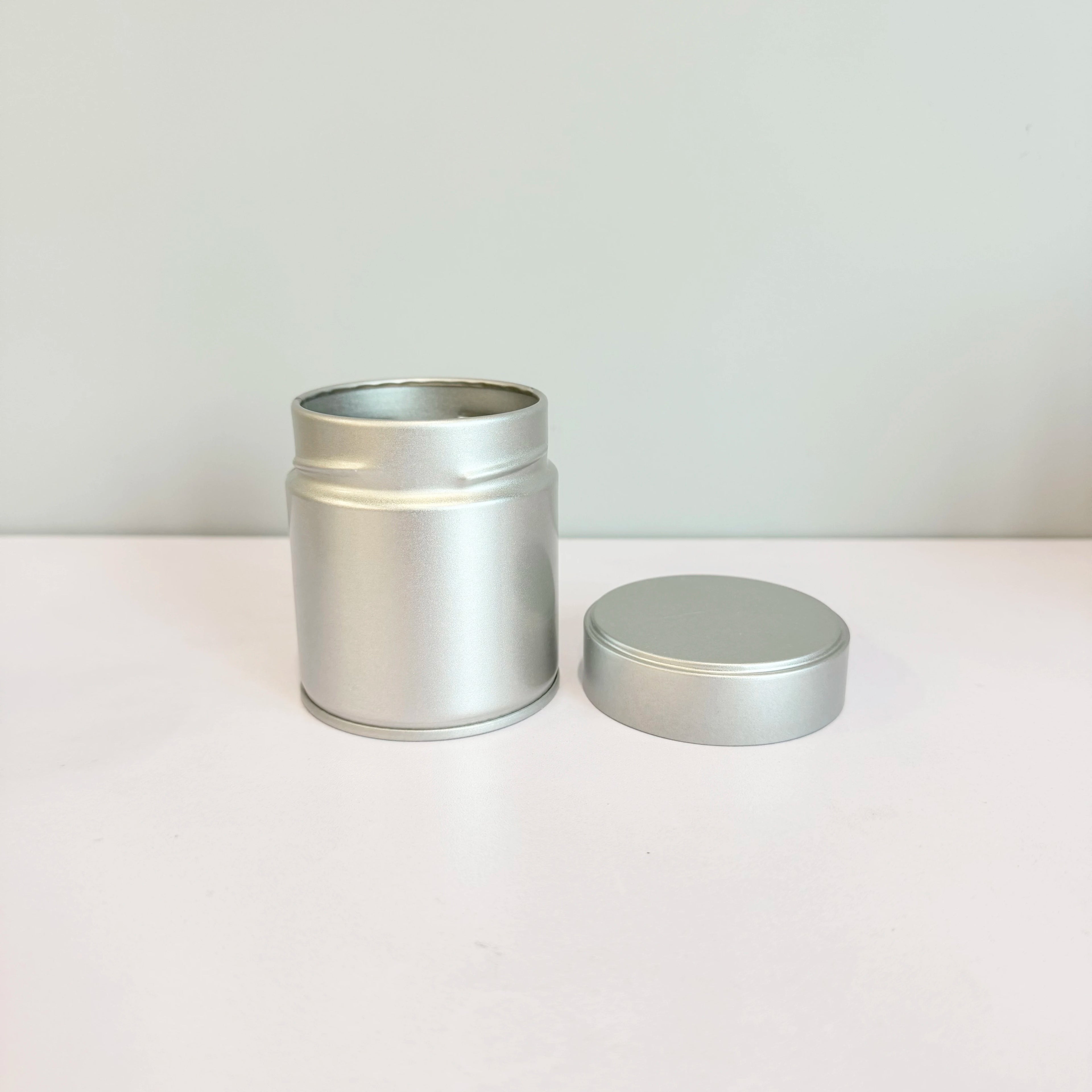 Round Matcha Tin Can Food Grade Matcha Tea Metal Tin Silver Metal Food Packaging Containers