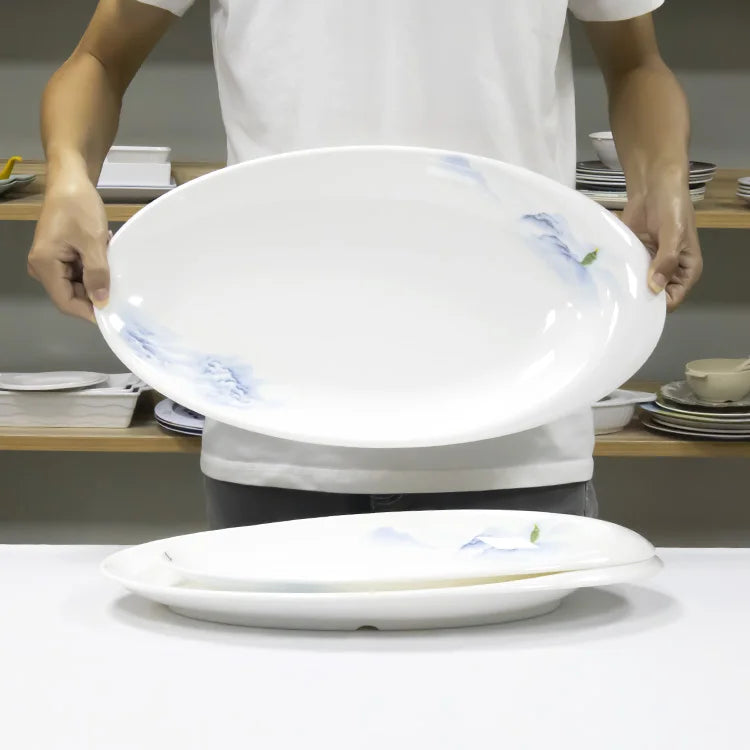 Quanzhou Custom Eco-Friendly 15/17/19 Inch Oval White Melamine Dishwasher Safe Hotel Serving Big Plate
