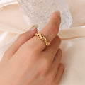 Retro Style Simple Hollow Heart Rings Fashion Finger Stainless Steel 18k Gold For Women Custom Rings