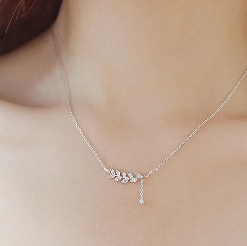 Wholesale New Fashion Jewelry Chain 925 Silver Leaves Crystal Necklace for Women