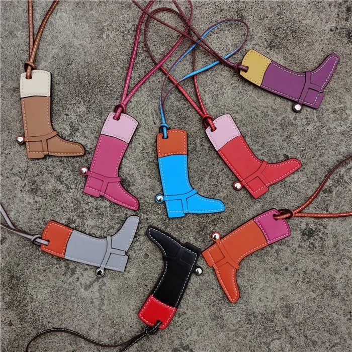 Wholesale Luxury Shoe and Bag Keychains Cute Leather Charms for Boots and Bags Keychain Accessories