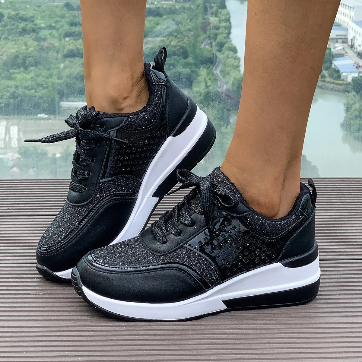 New Round Head Bright Colour Women's Sports Shoes Low Top Anti-slip Lightweight Ladies Casual Sports Shoes Running Women Shoes