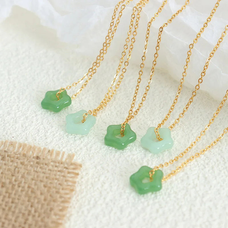 New Cut Out Exquisite Hotan Jade Star Pendant Women Necklace Complex Temperament Light Luxury Clavicle Necklace Chaine Au Cou