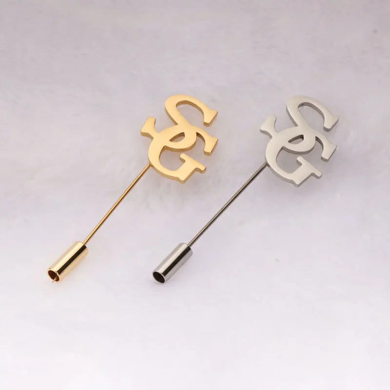 Custom Personalized Fashion Jewelry Long Pin Stainless Steel Letter Brooch Pin for Men Suit