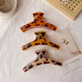 Wholesale High Quality Acrylic Fashion Japan/Korean Style Large Hair Claw Clip for Women with Custom Logo