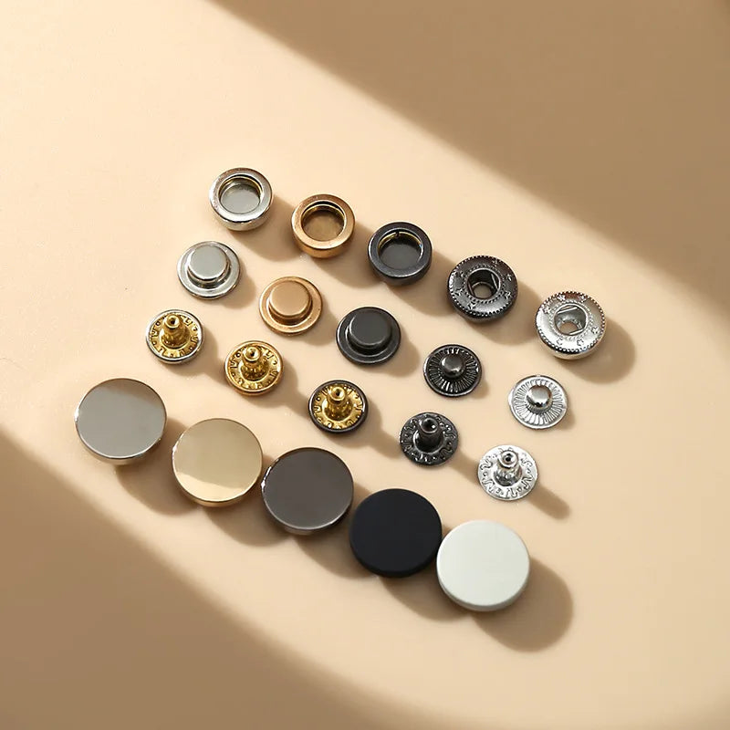 Custom Decorative Accessories Logo Design Multi-color Round Press  Brass Zinc Alloy Cover Custom Metal Snap Buttons for Cloth