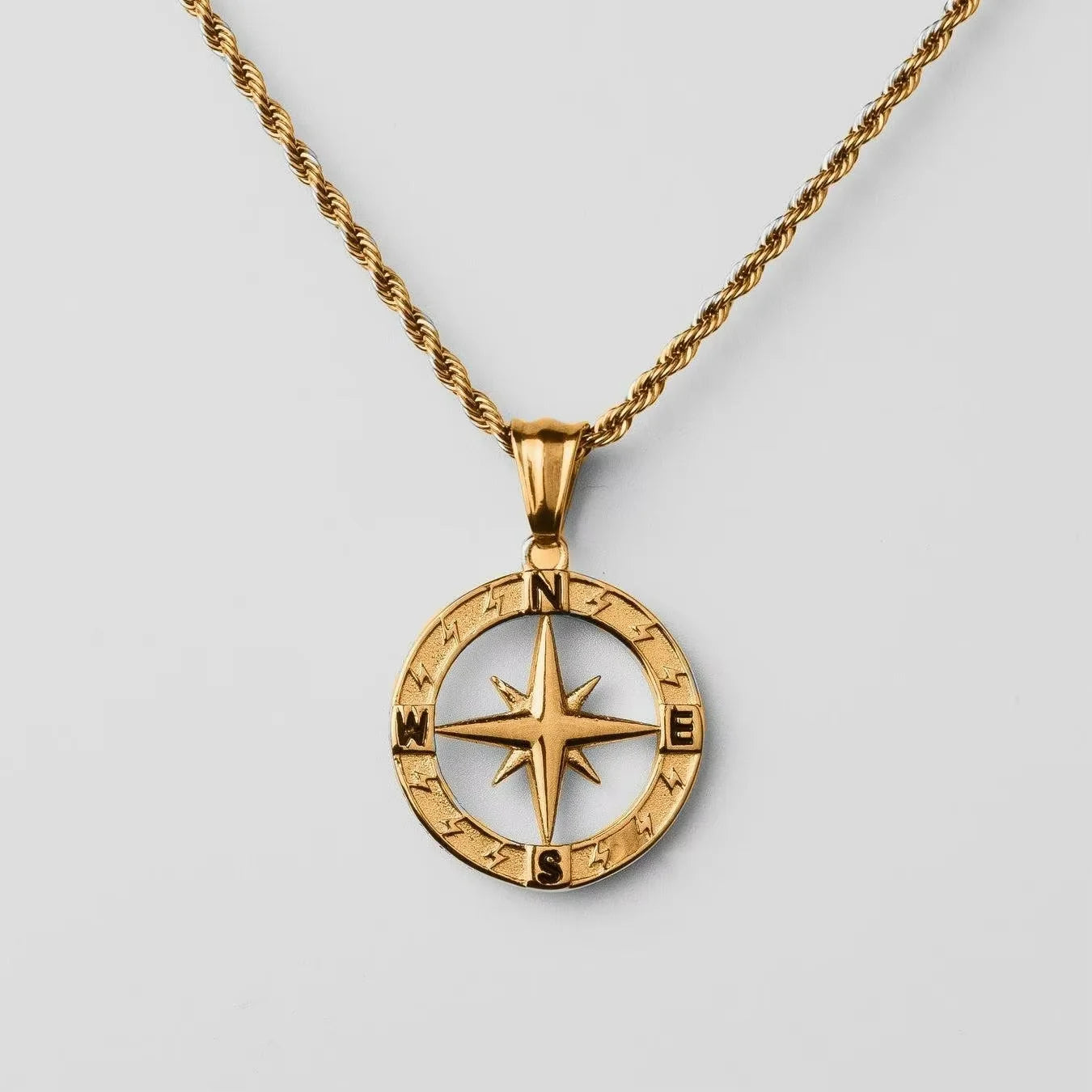 Men's Stainless Steel Fashion Jewelry Necklace with New Design Silver Gold Compass Hollow Pendant Gold Plated