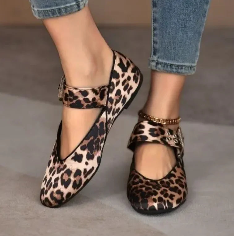 Ladies Casual comfort Leopard Print Round Head Flat Shoelace Buckle MegaBDM